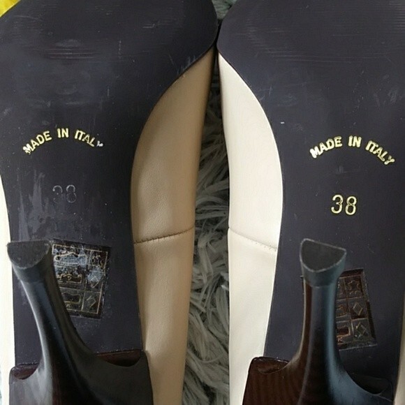 Aldo Women's  Pointed Toe Heels size 8 - Picture 7 of 8